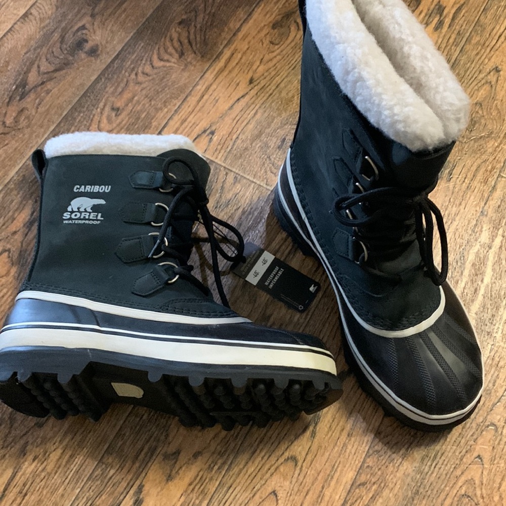 NWT SOREL Boots